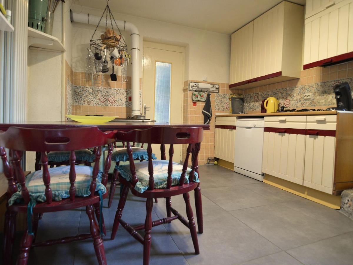 Spacious Holiday Home With Sauna In Celles Sur Plaine Eguisheim Quarto foto
