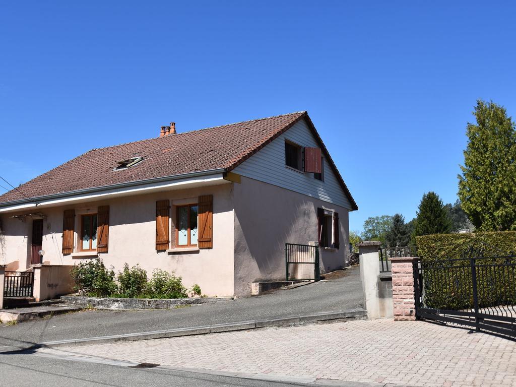 Spacious Holiday Home With Sauna In Celles Sur Plaine Eguisheim Exterior foto